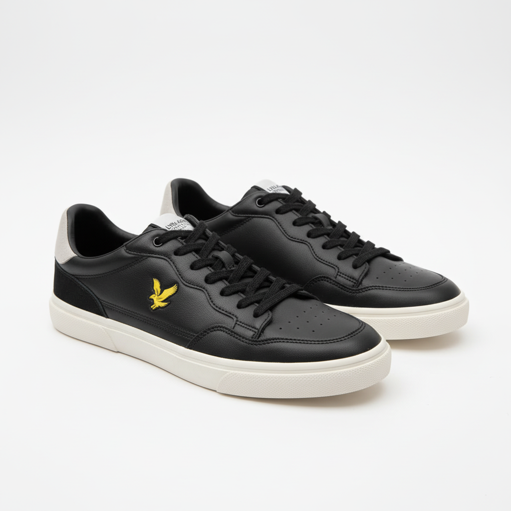 Lyle & Scott Sneaker weißer Hintergrund