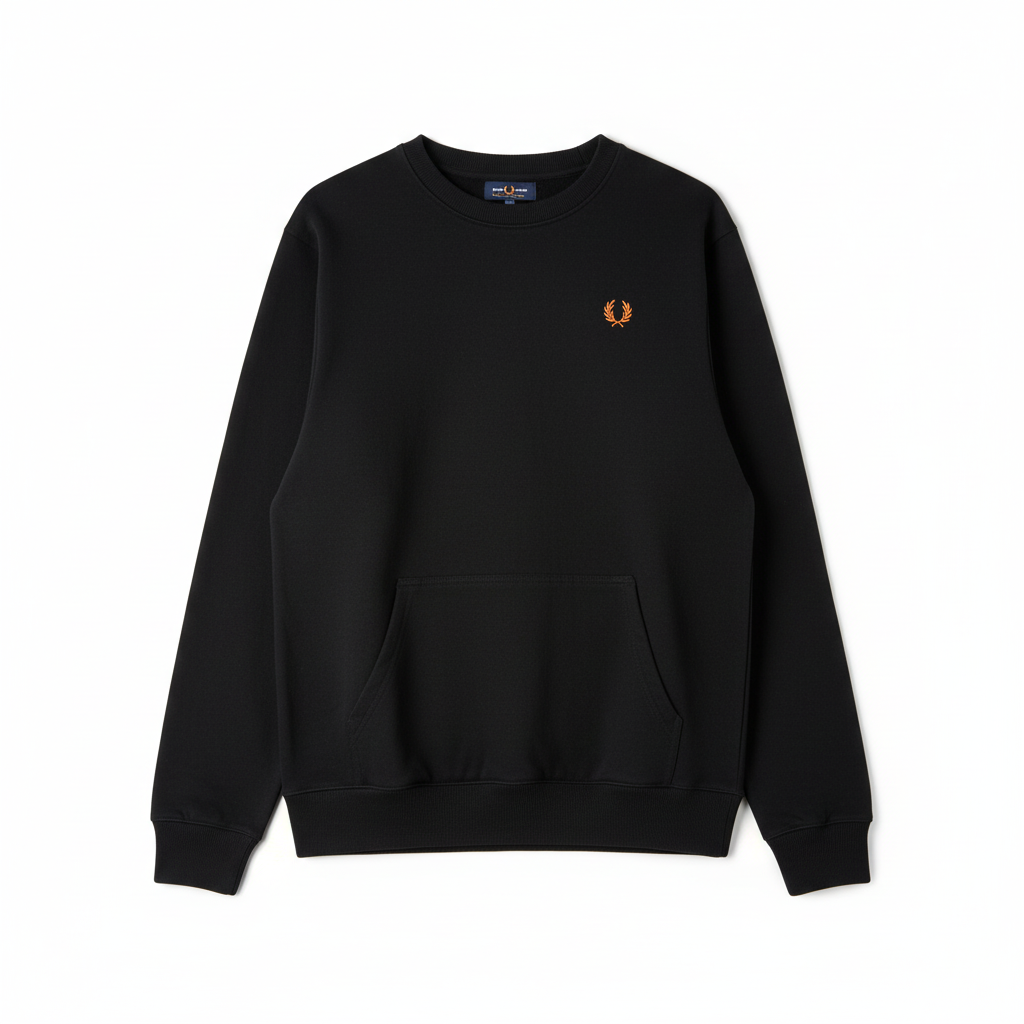Sweatshirt mit Känguru-Tasche auf weißem Hintergrund